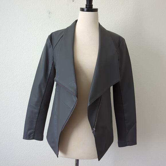 NWT BB Dakota Women's Lander Vegan Leather Gray Jacket XS Knit Undersleeve $104 - Picture 8 of 14
